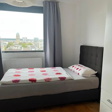 Kaiserloft Zentral Nahe Messe * Dusseldorf
