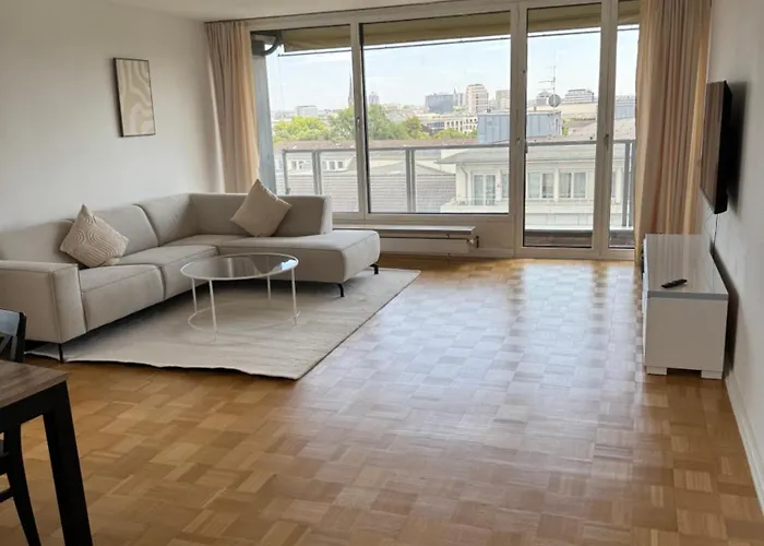 Kaiserloft Zentral Naehe Messe Dusseldorf